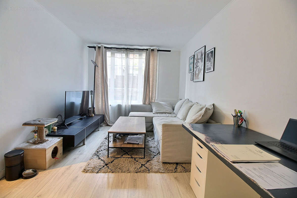 Appartement à COLOMBES