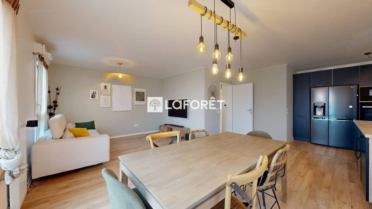 Appartement à NANTERRE