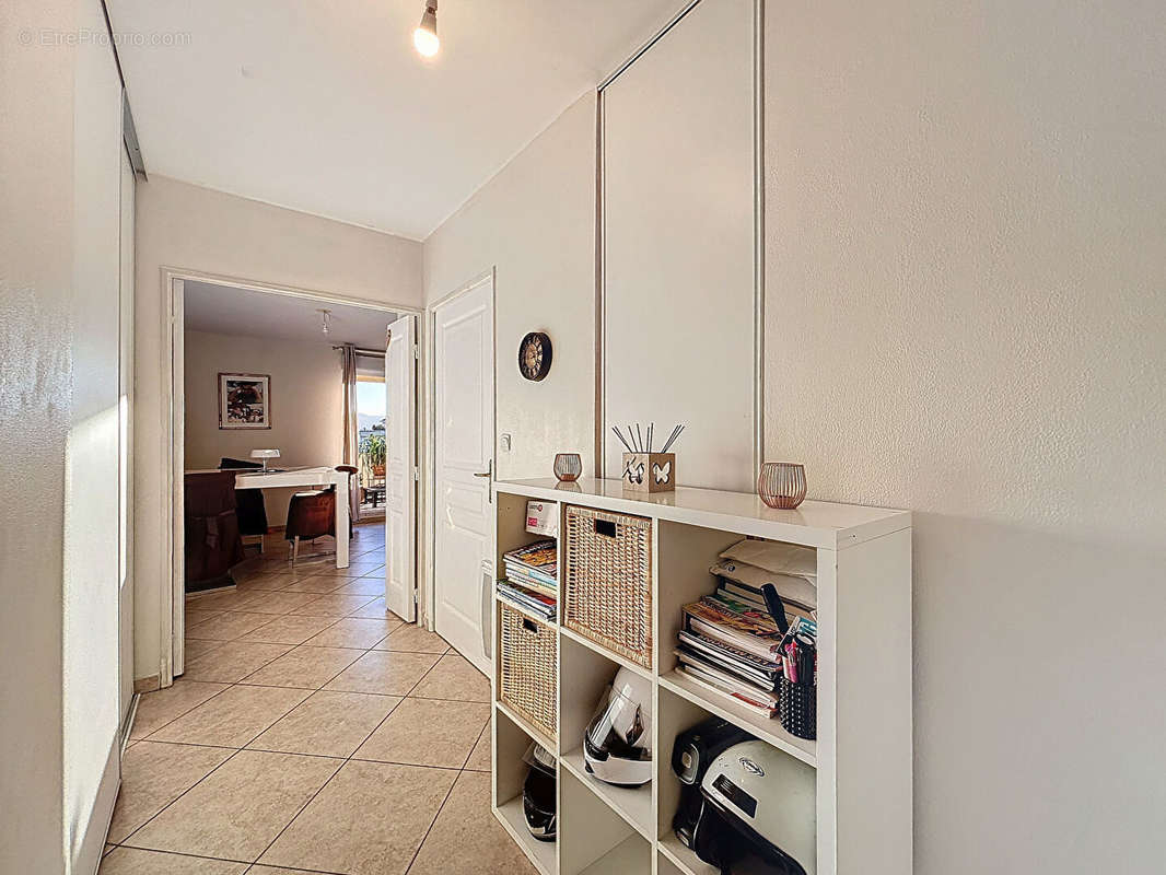 Appartement à HYERES