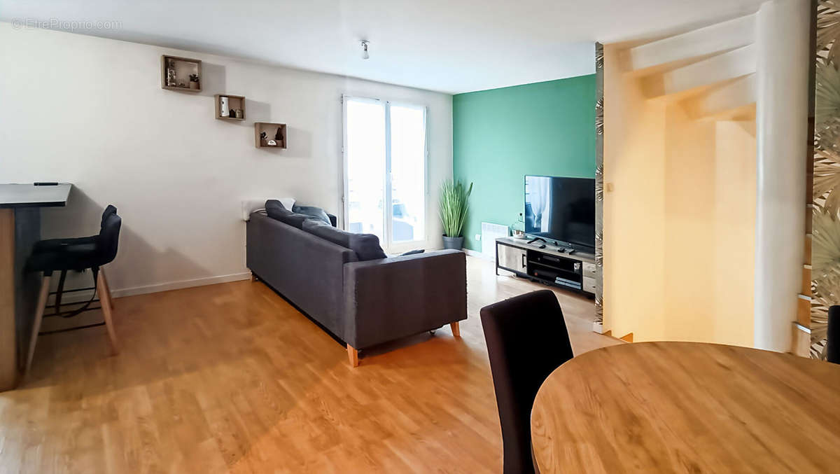 Appartement à ROSNY-SOUS-BOIS