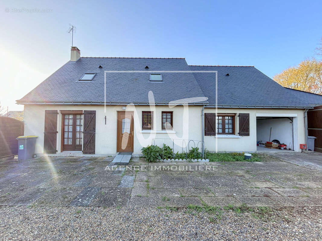 Maison à SAINT-MATHURIN-SUR-LOIRE