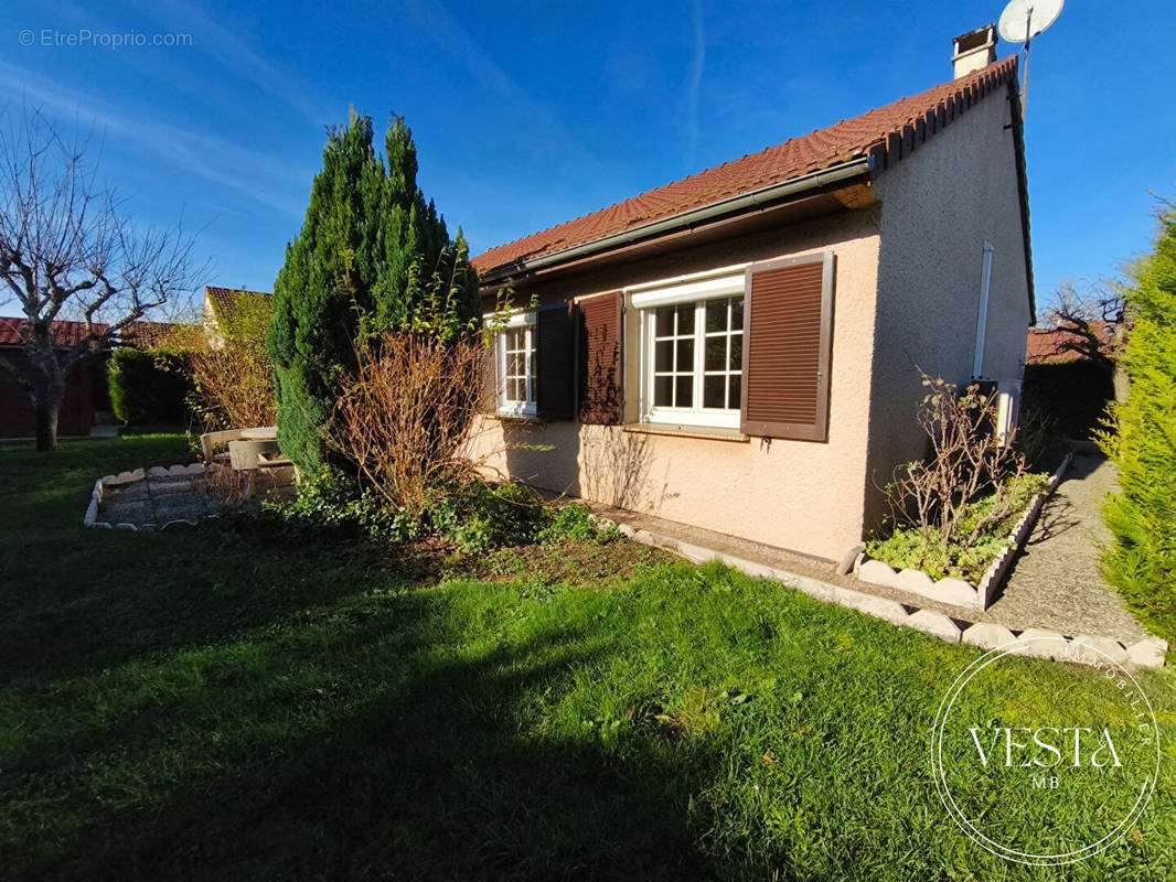 Maison à MARCILLY-SUR-TILLE