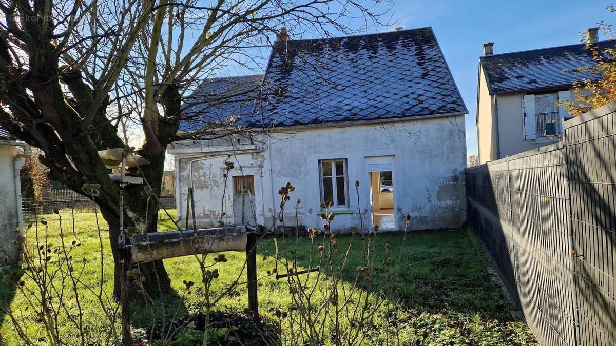 Photo 1 - Maison à VILLEQUIERS