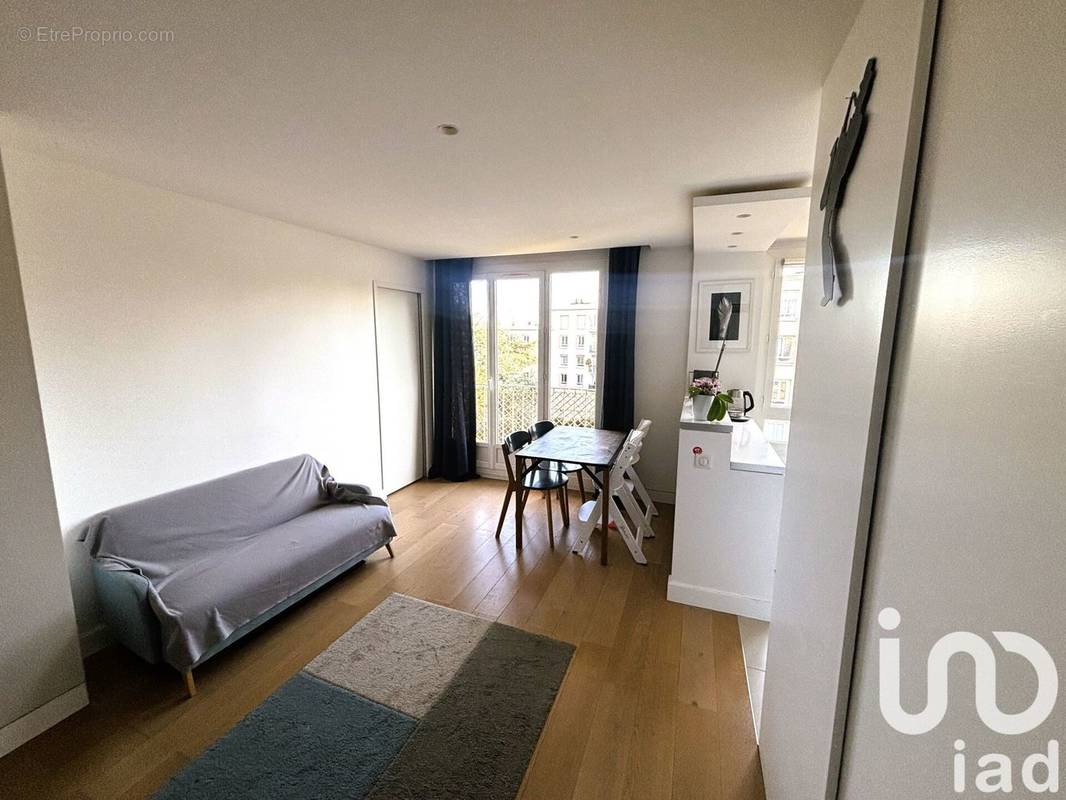 Photo 1 - Appartement à RUEIL-MALMAISON