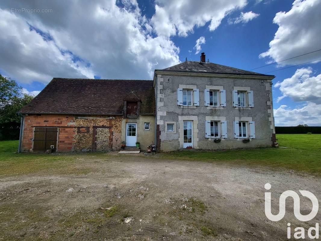 Photo 1 - Maison à LUIGNY