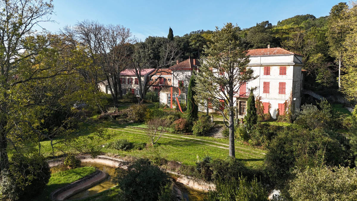 Maison à SAINT-MARCEL-LES-SAUZET