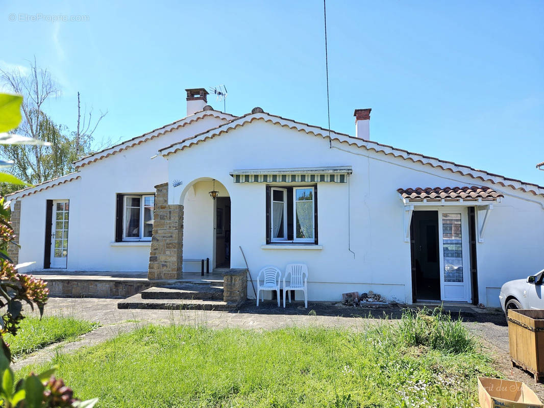 Maison à RABASTENS