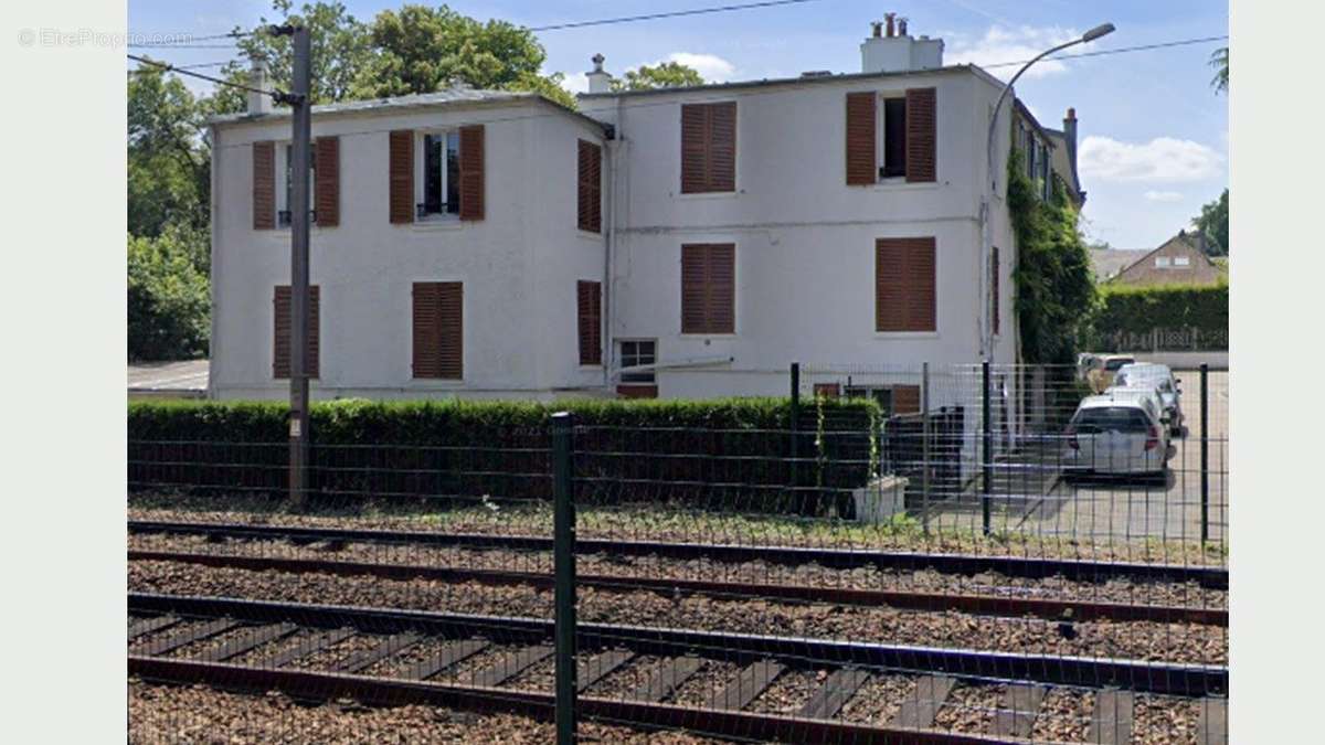 Appartement à LOUVECIENNES