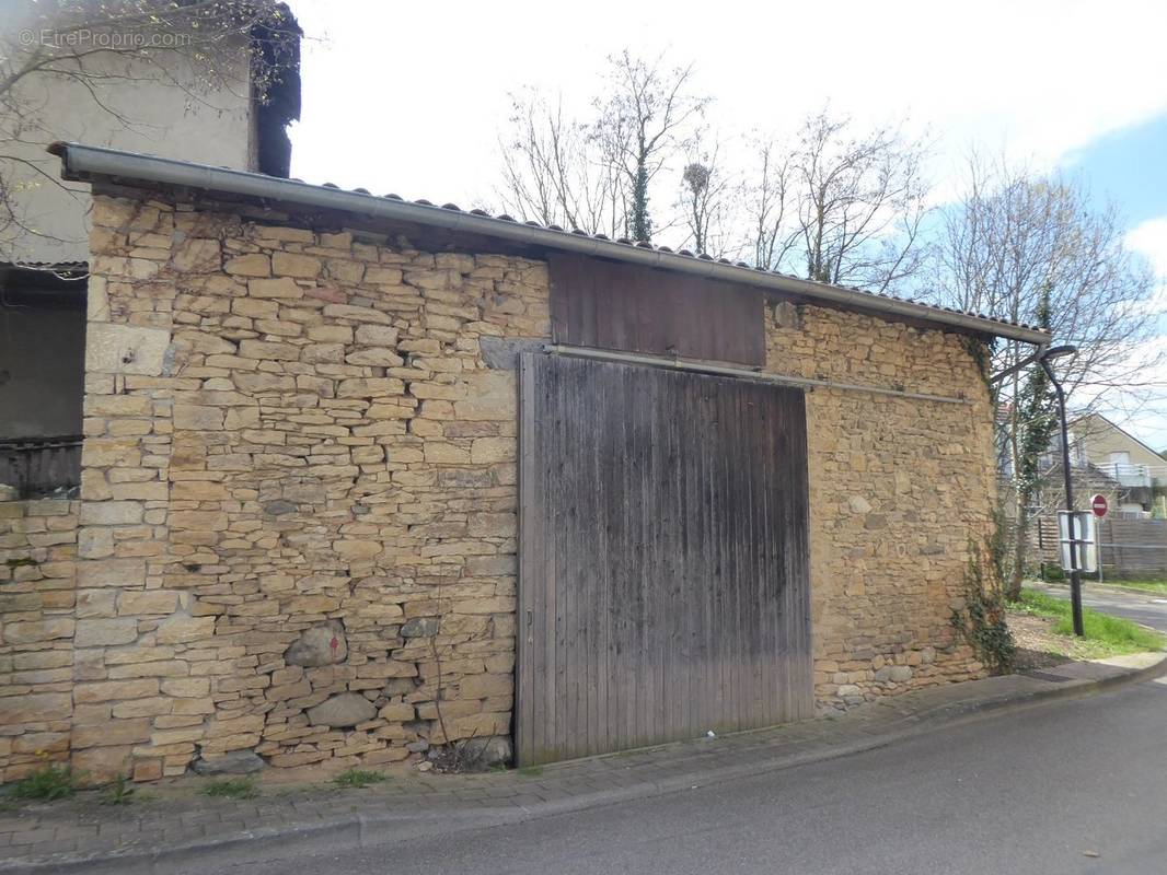 Maison à L&#039;ISLE-D&#039;ABEAU