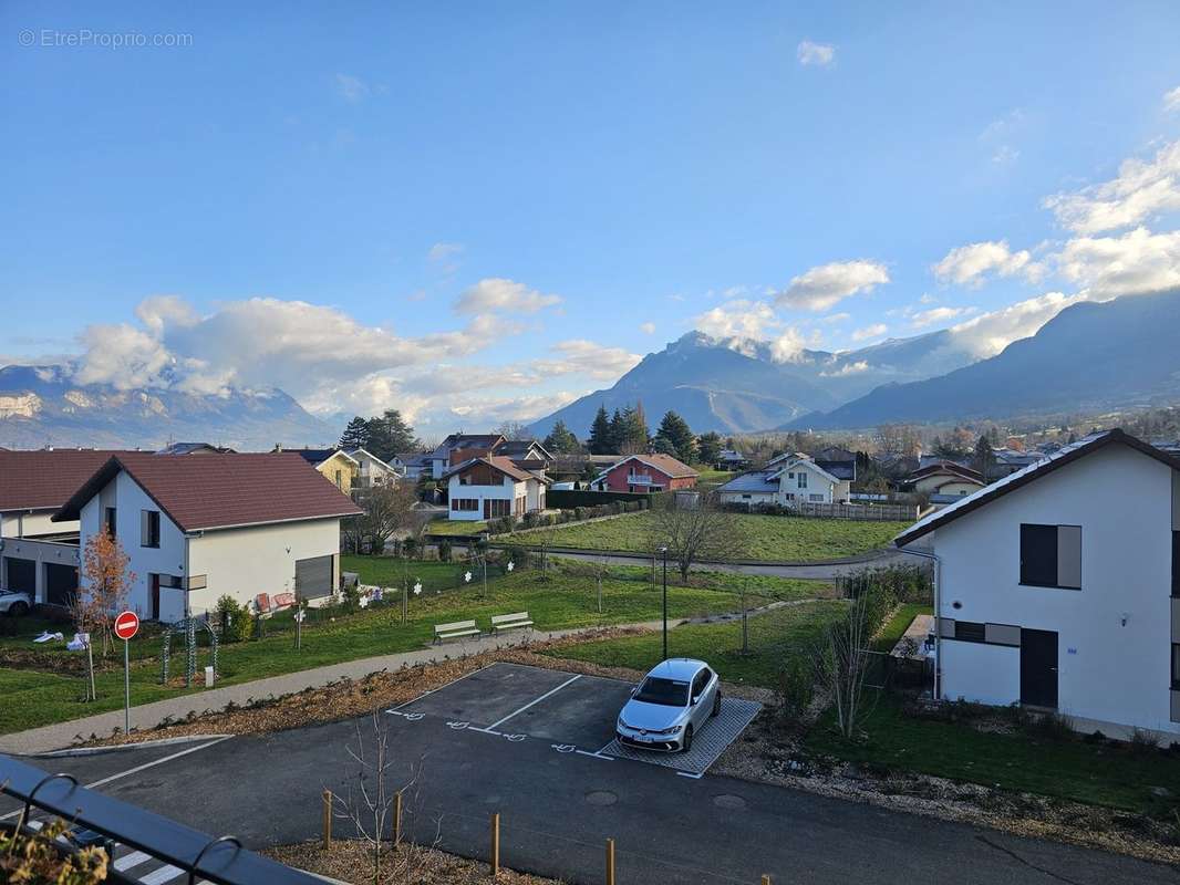 Appartement à LA ROCHE-SUR-FORON