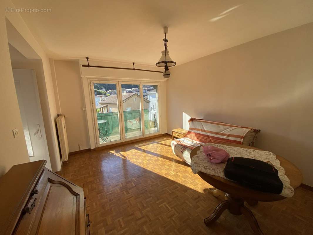 Appartement à VALS-LES-BAINS