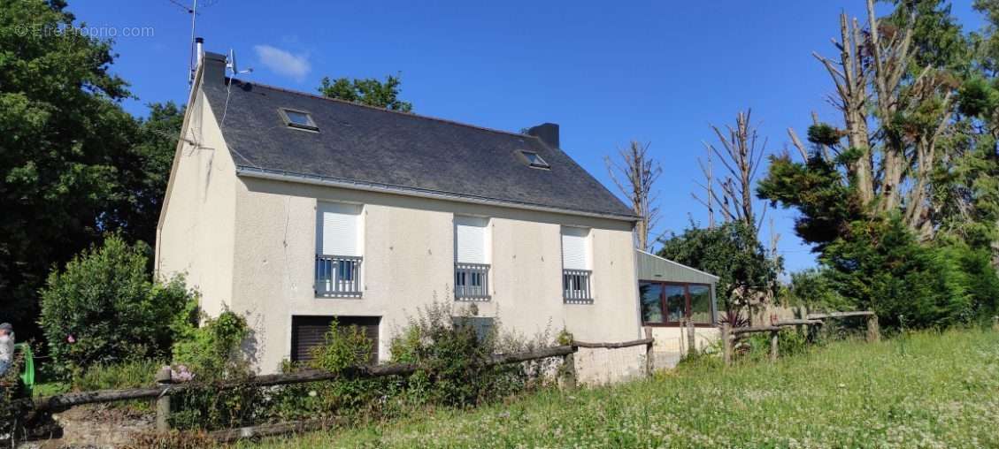 Maison à LA GACILLY