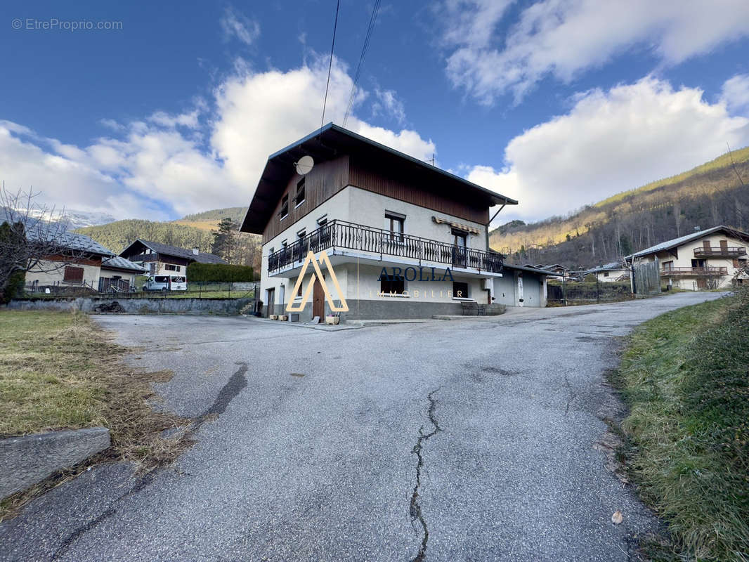 Maison à BOURG-SAINT-MAURICE