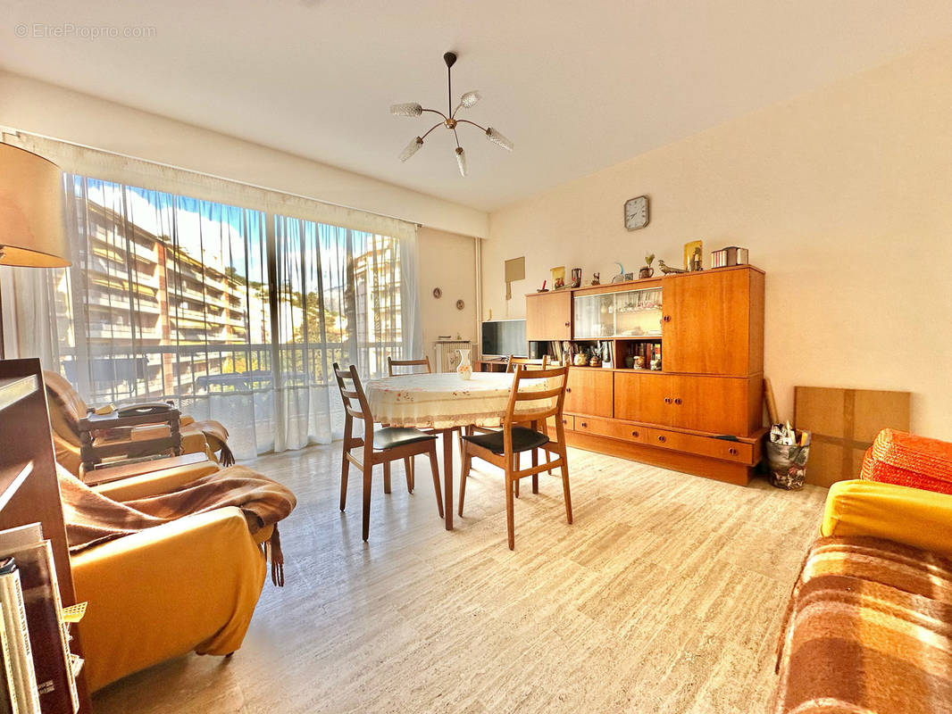 Appartement à MENTON