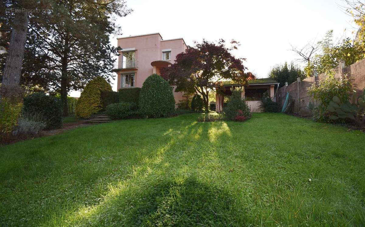 Maison à BELLERIVE-SUR-ALLIER