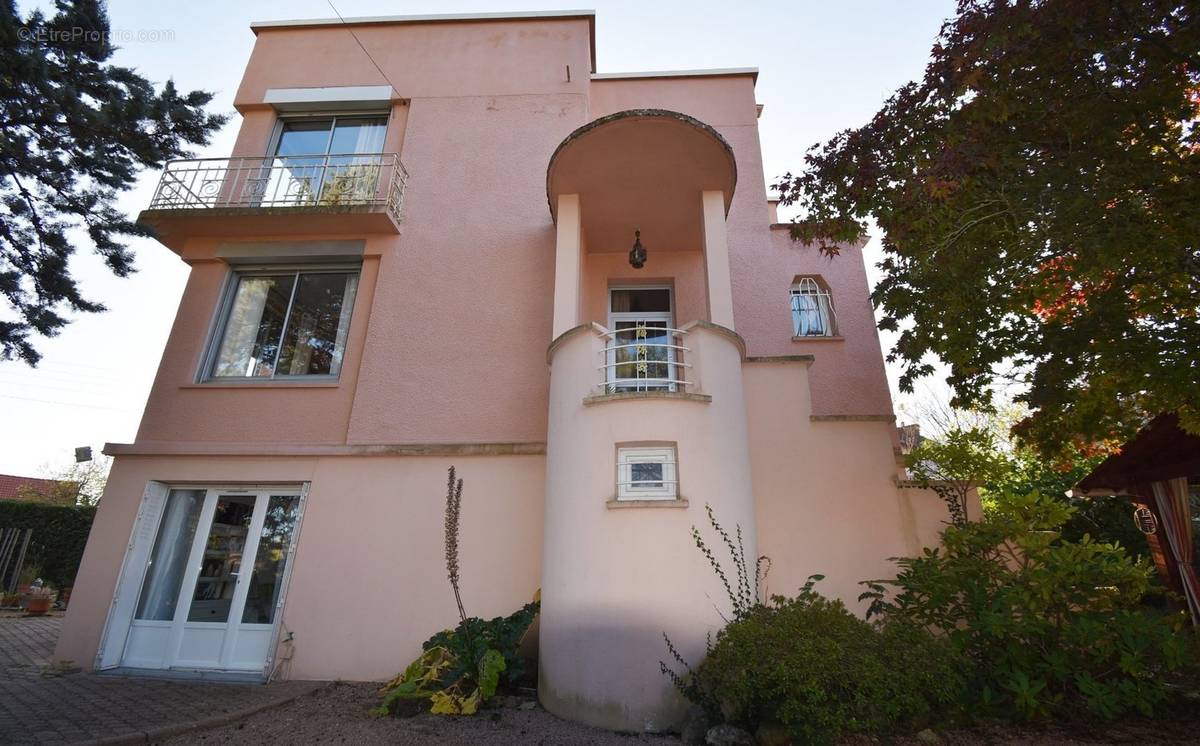 Maison à BELLERIVE-SUR-ALLIER