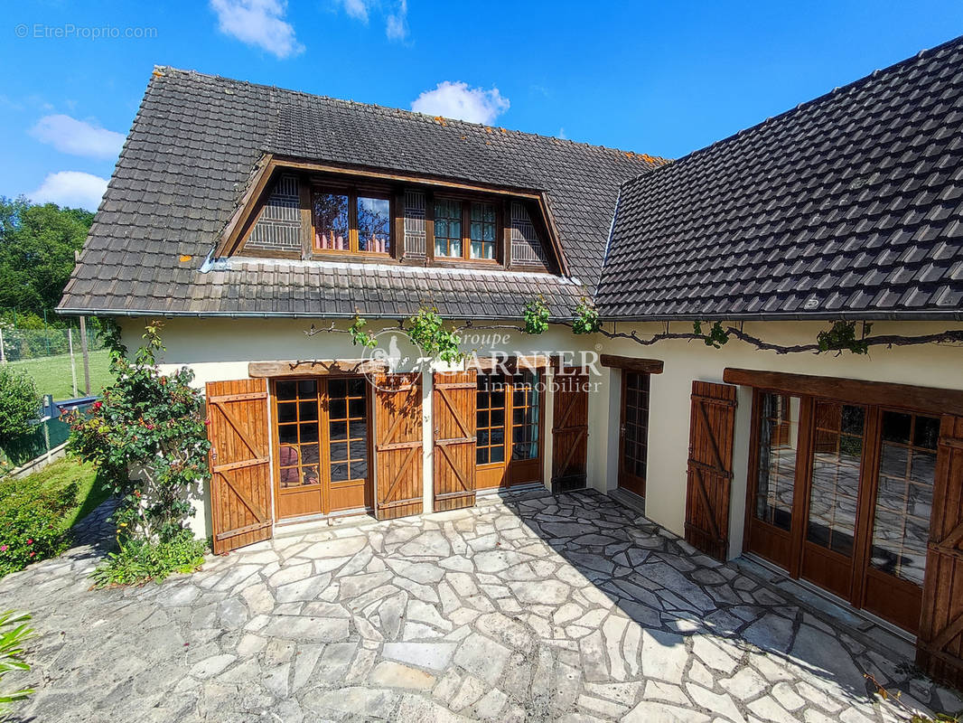 Maison à LES BAUX-SAINTE-CROIX