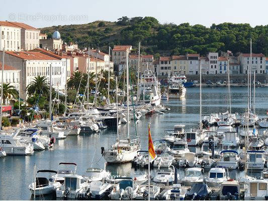 Terrain à PORT-VENDRES