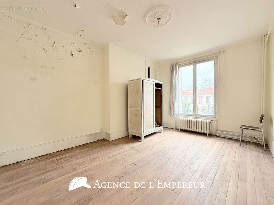 Appartement à NANTERRE