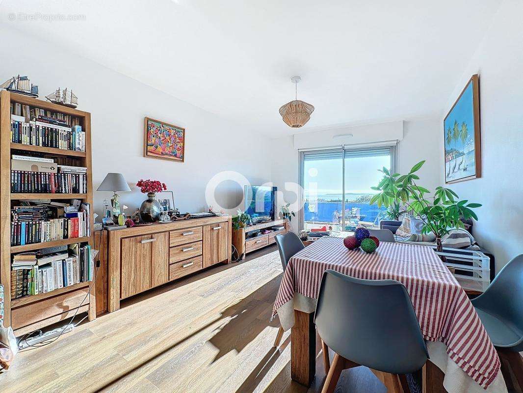 Appartement à CAGNES-SUR-MER