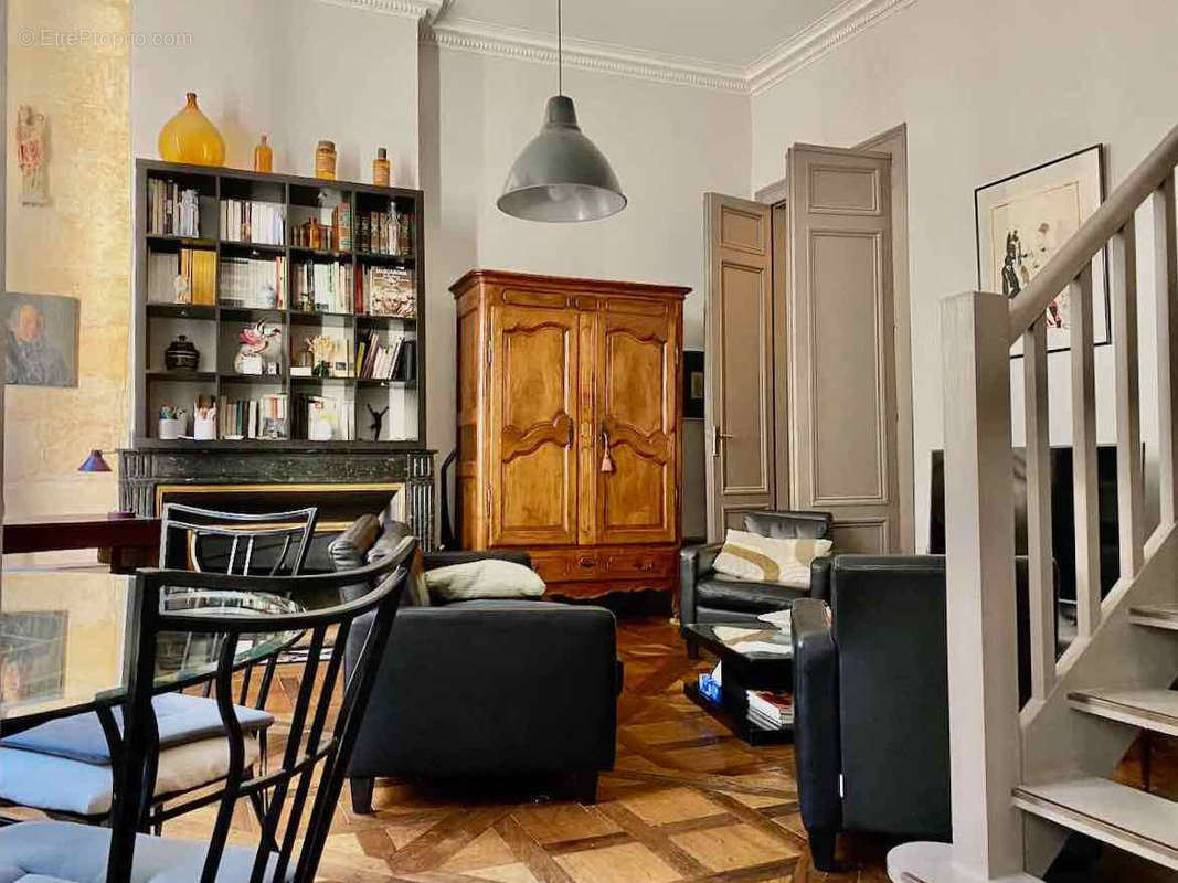 Appartement à BORDEAUX