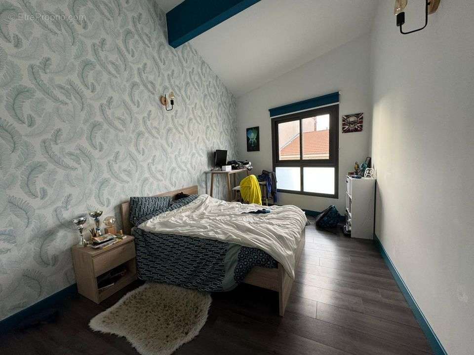 Appartement à BOURG-LES-VALENCE