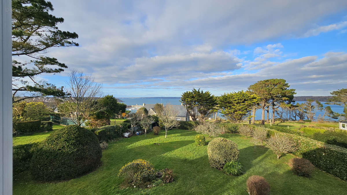 Maison à CAMARET-SUR-MER