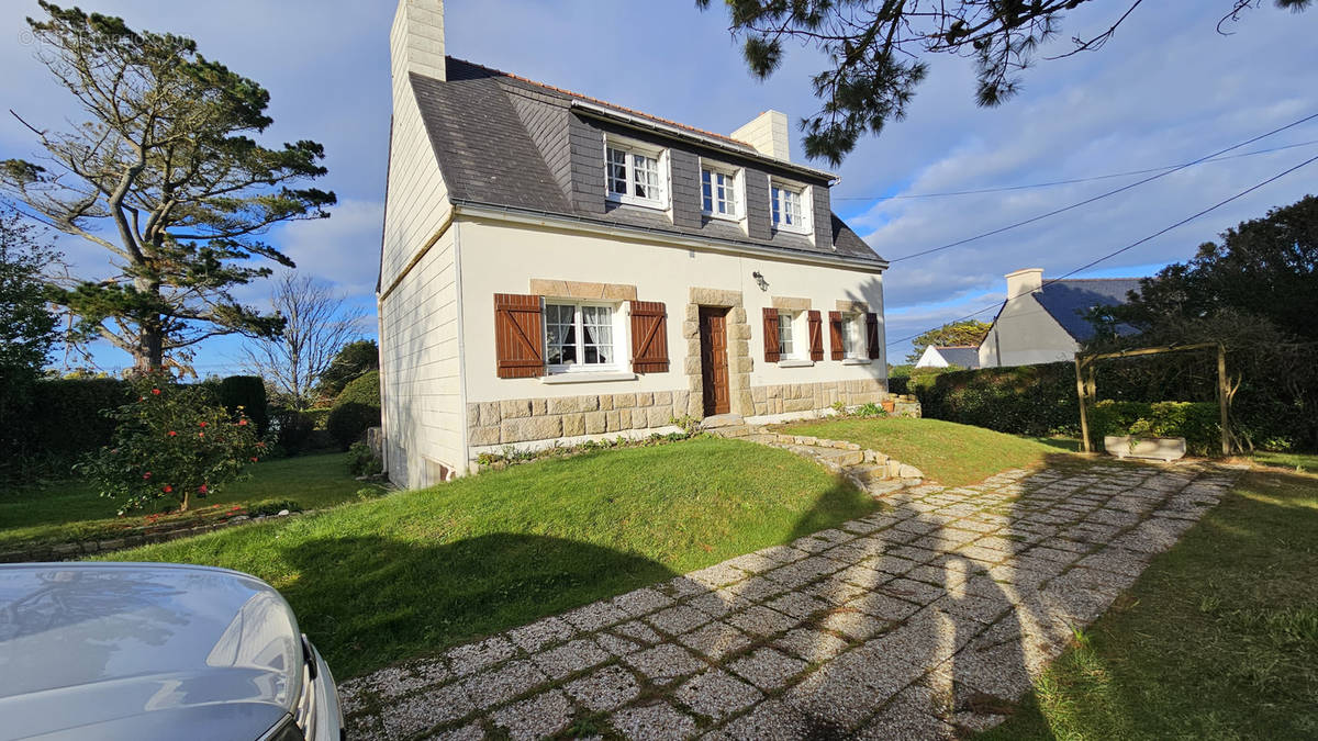 Maison à CAMARET-SUR-MER