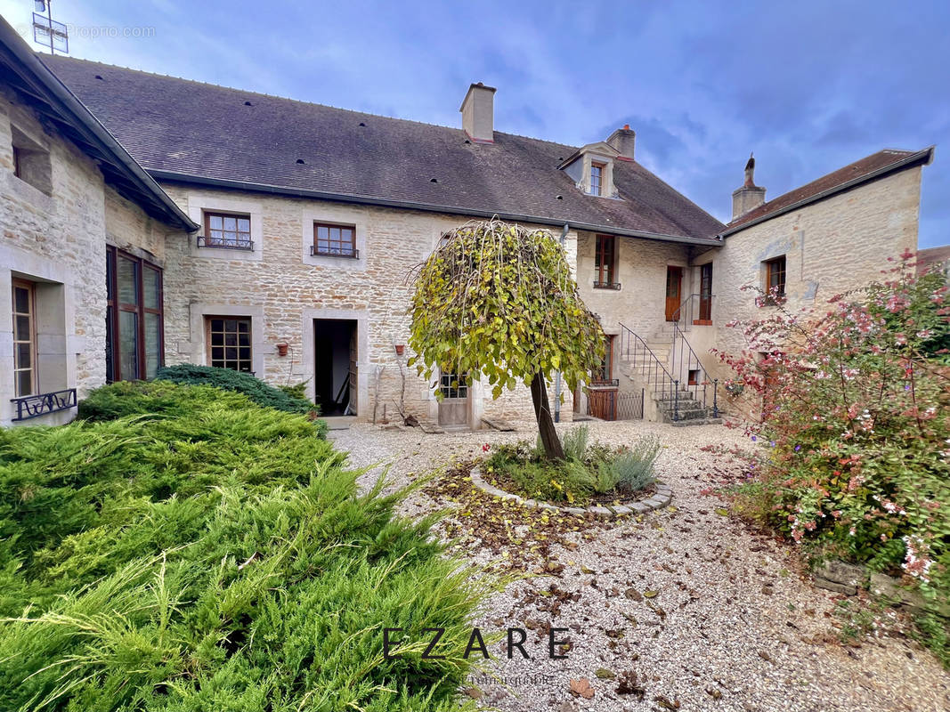 Maison à MESSIGNY-ET-VANTOUX