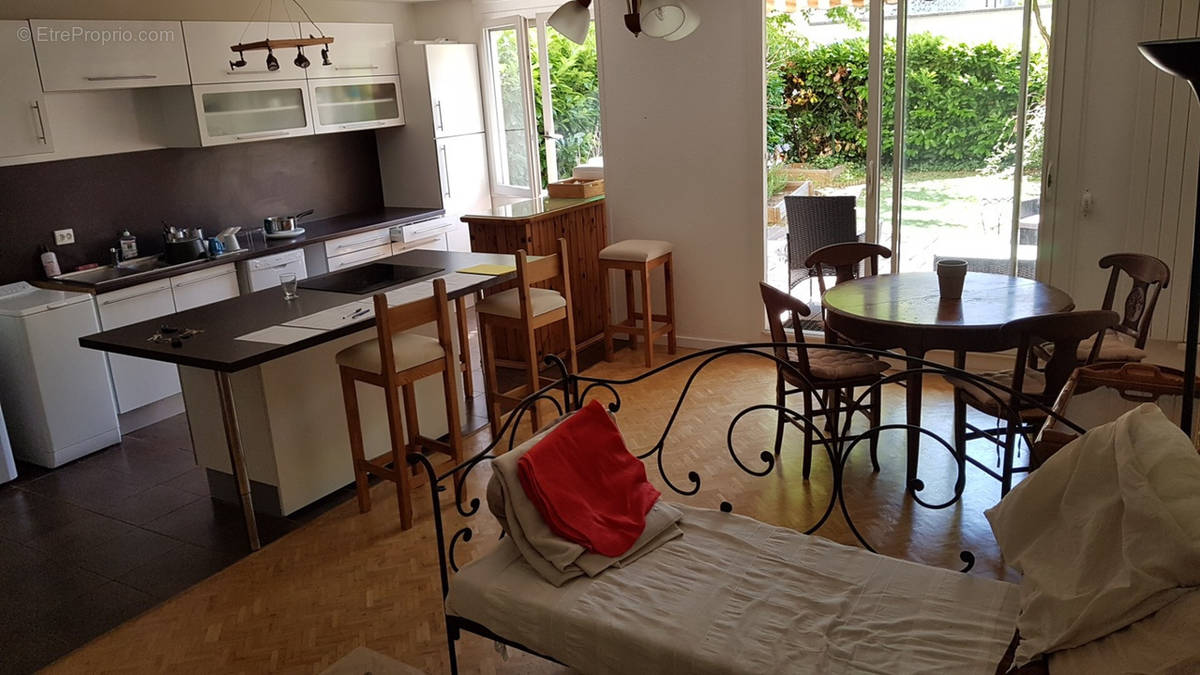 Appartement à LYON-8E