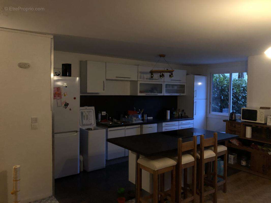 Appartement à LYON-8E