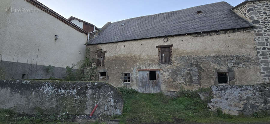 Maison à LE VERNET-SAINTE-MARGUERITE