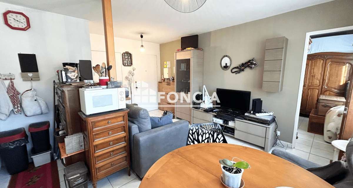 Appartement à SAINT-ETIENNE