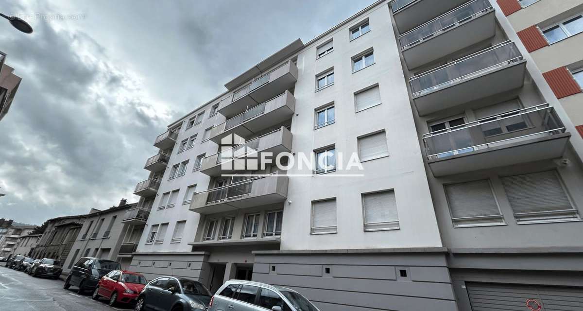 Appartement à SAINT-ETIENNE