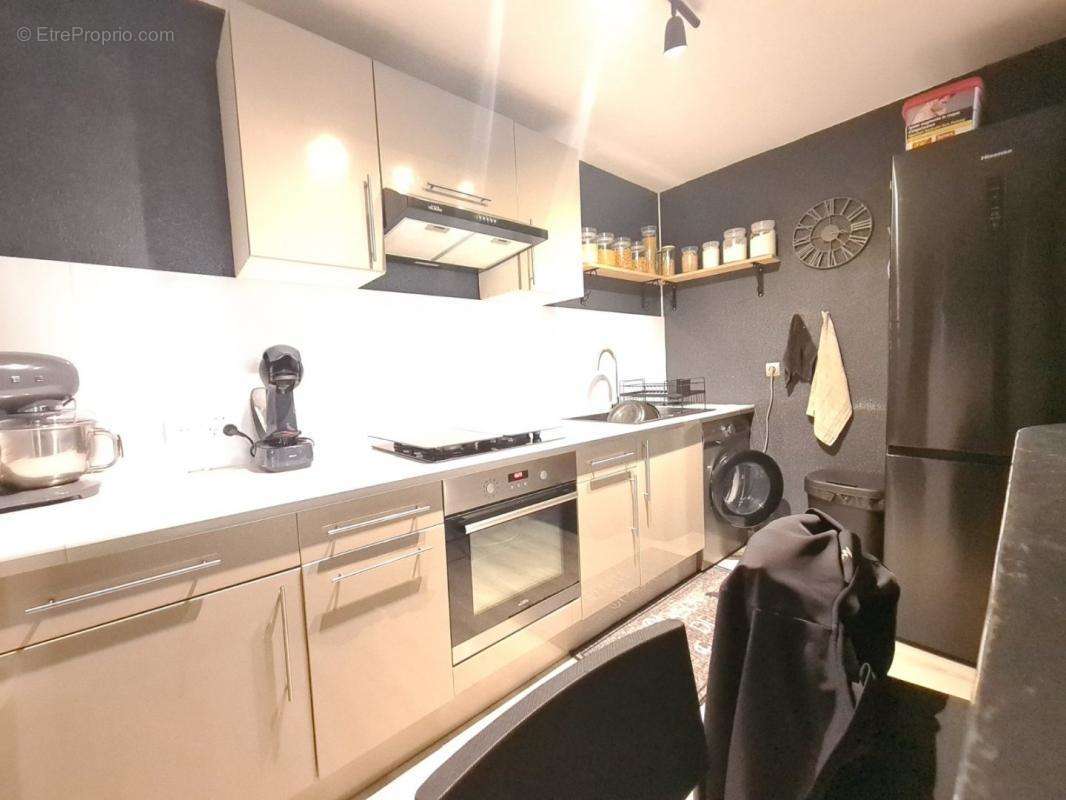 Appartement à SAINT-ETIENNE