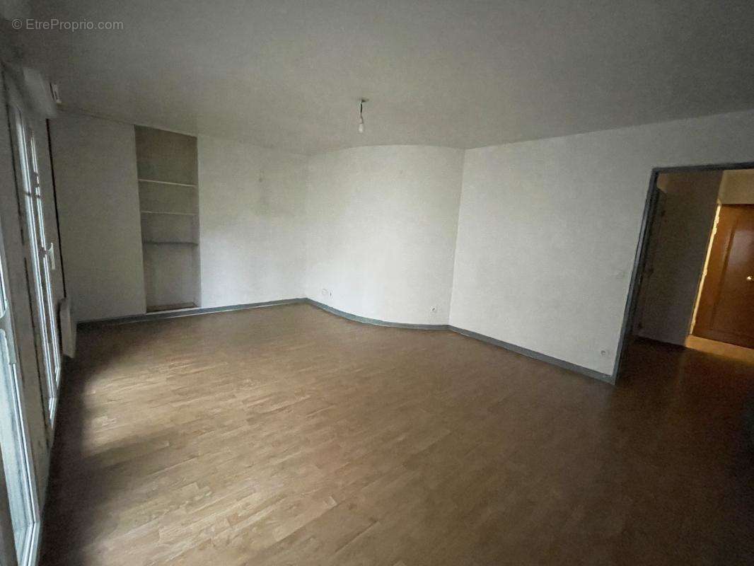 Appartement à CHAVILLE