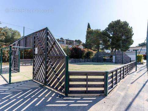 Appartement à LA LONDE-LES-MAURES