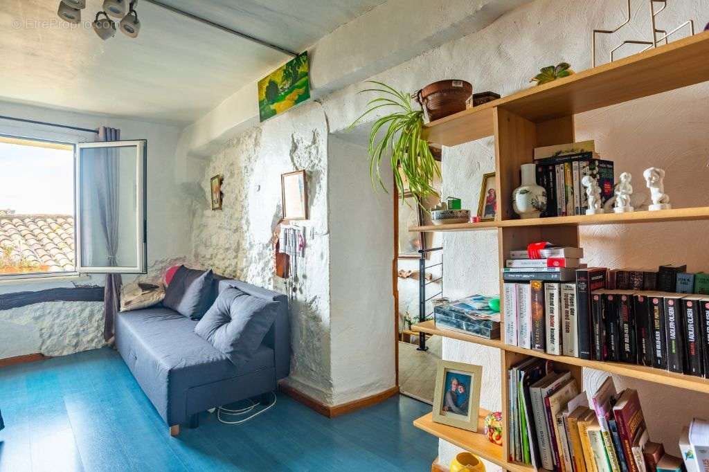 Appartement à FAYENCE