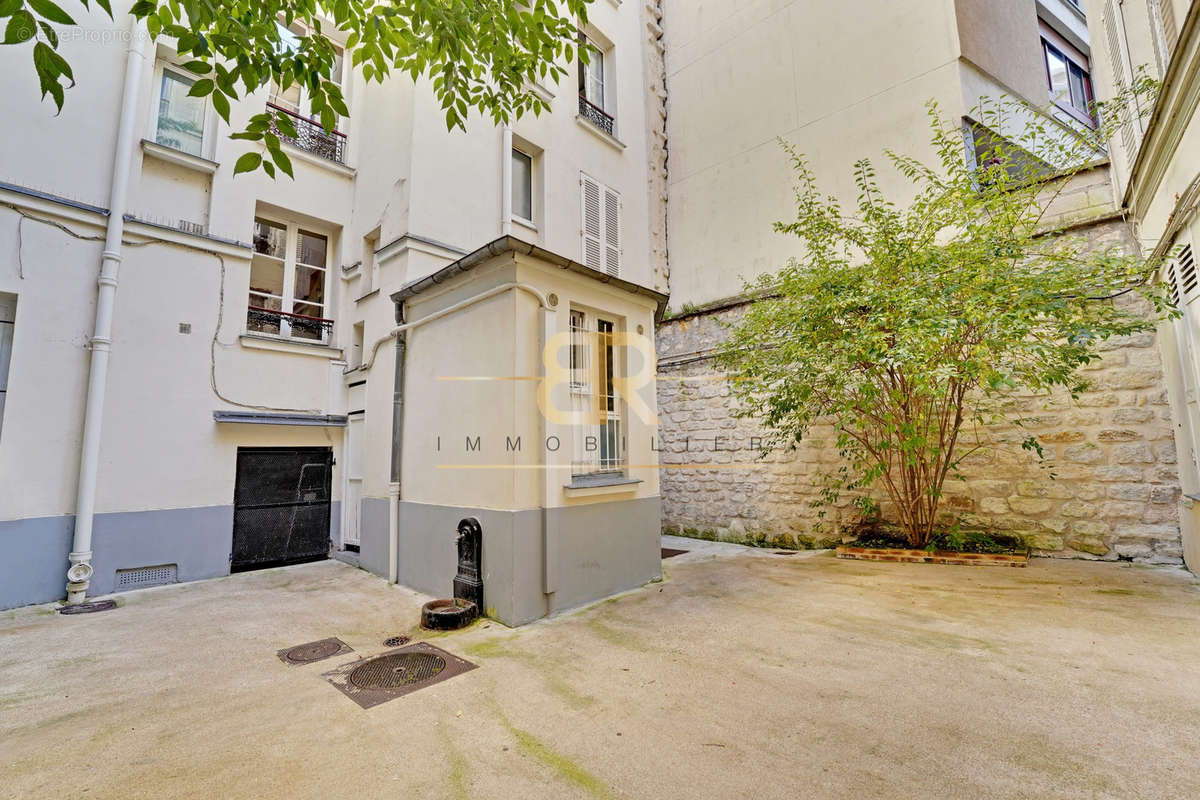 Appartement à PARIS-12E