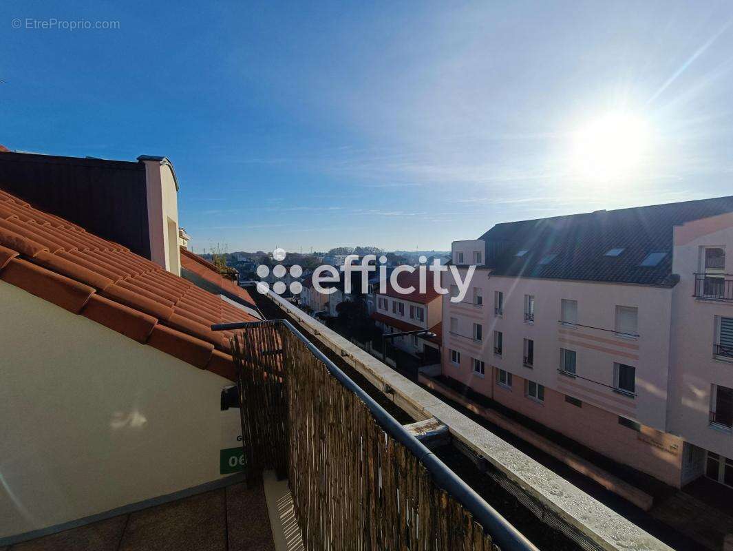 Appartement à SAINT-SEBASTIEN-SUR-LOIRE