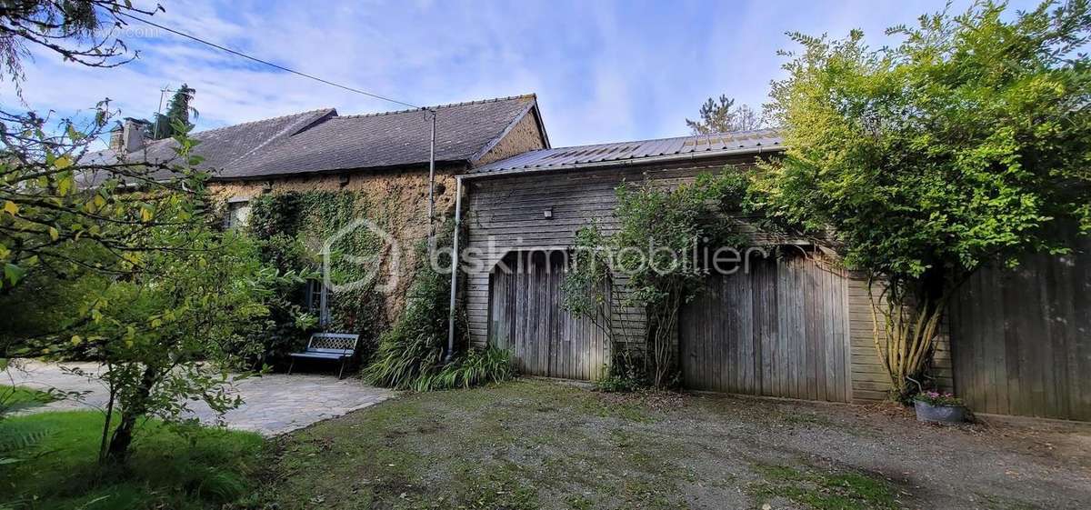 Maison à GUILLIERS