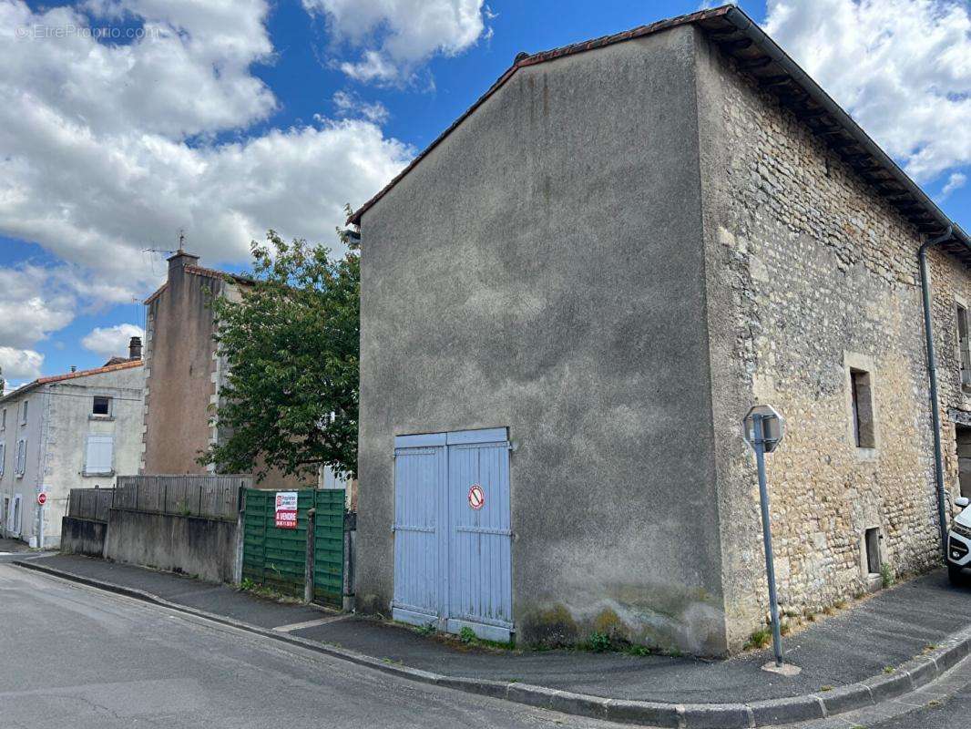 Maison à SAINT-MAIXENT-L&#039;ECOLE