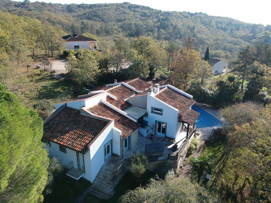 Maison à CAHORS