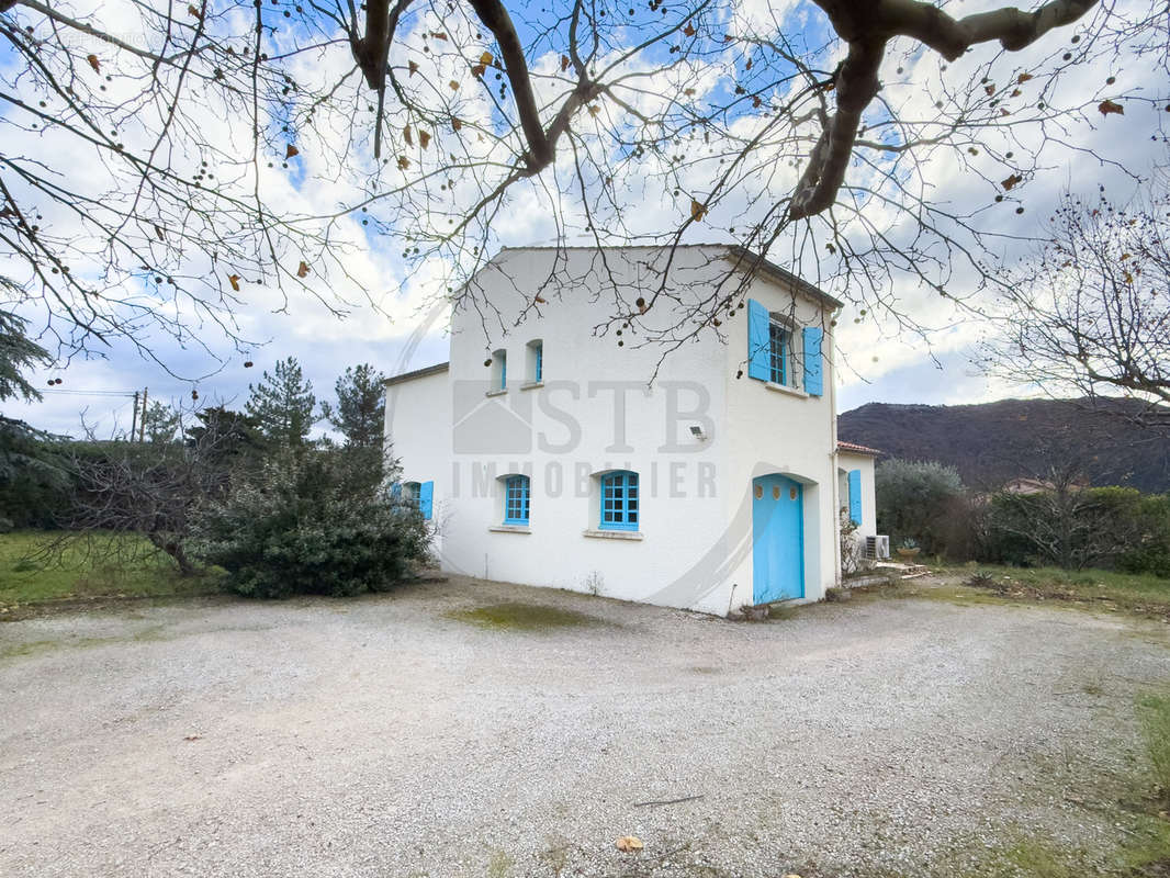 Maison à SAINT-JULIEN-EN-SAINT-ALBAN