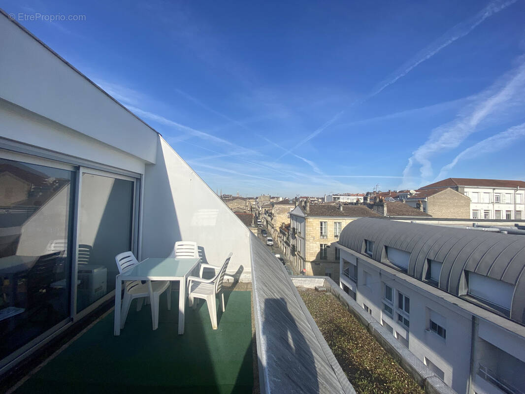 Appartement à BORDEAUX