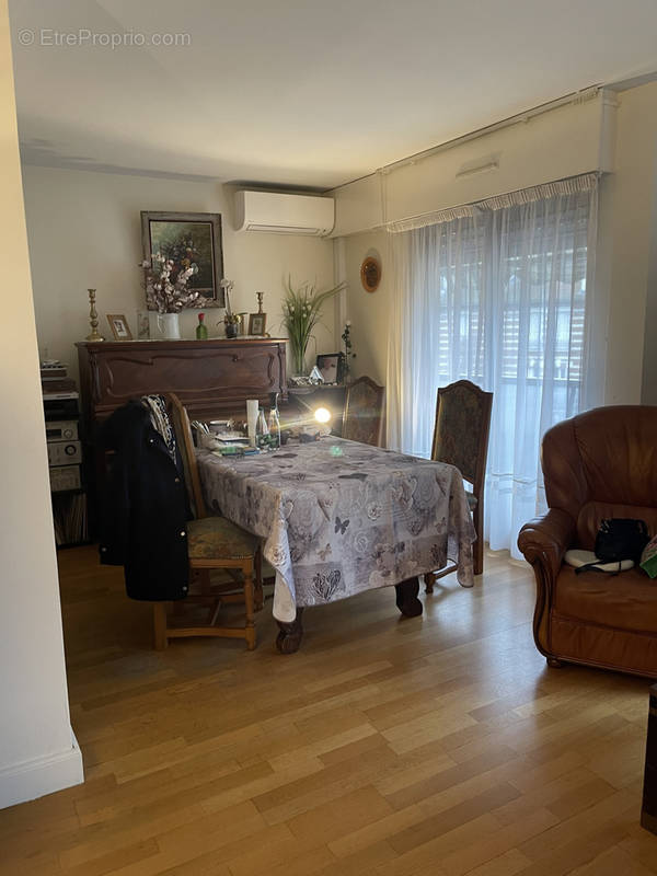 Appartement à SAINT-MAURICE