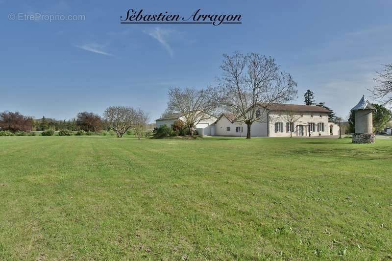 Maison à VILLENEUVE-SUR-LOT