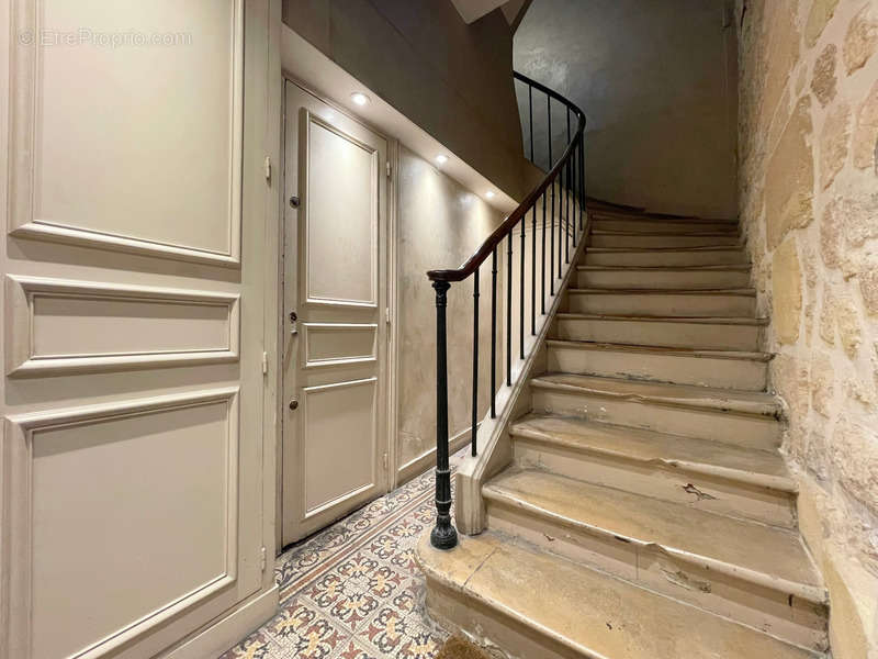 Appartement à PARIS-6E