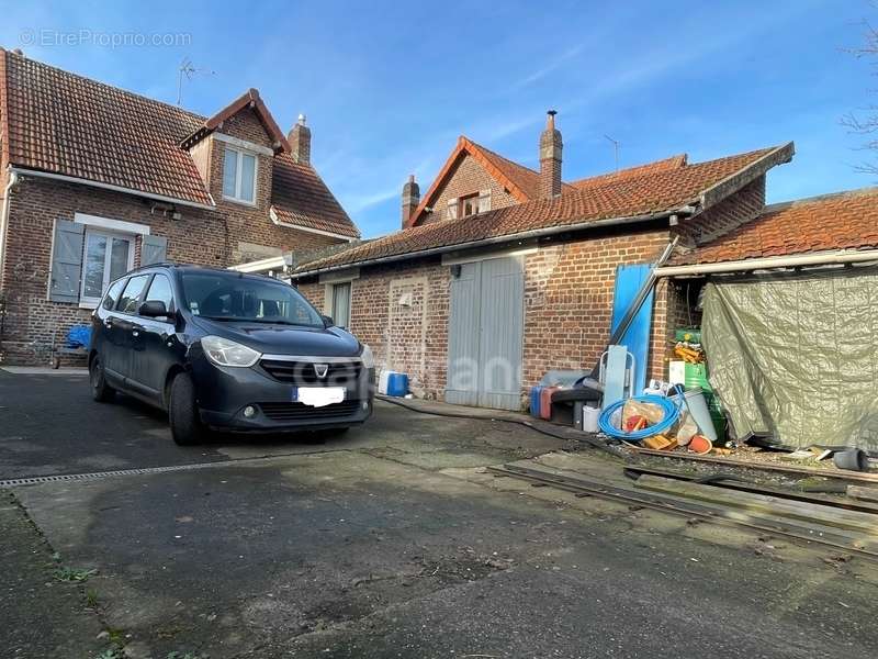 Maison à TERGNIER