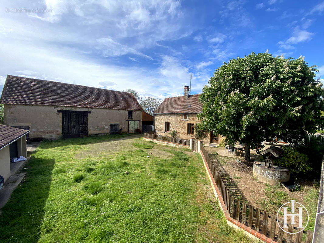 Maison à LE BRETHON